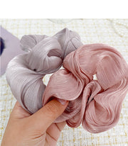 シュシュ ヘアゴム 髪ゴム レディース 女性用 ヘアアクセサリー 髪留め 髪飾り 無地 光沢 可愛い おしゃれ きれいめ 上品 まとめ髪 ヘアアレンジ