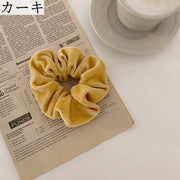 シュシュ ヘアゴム 髪ゴム ヘアアクセサリー レディース 女性 髪留め 髪飾り 無地 単色 シンプル まとめ髪 ヘアアレンジ 可愛い おしゃれ お洒落 普段使い お出かけ デイリー 女性用 婦人用 ファッション小物