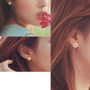 スタッドピアス 両耳用 レディース アクセサリー 女性用 小粒 小さめ シンプル フラワー 小花 おしゃれ かわいい 上品 カジュアル デイリー お出かけ デート ガーリー キュート ギフト プレゼント 贈り物 普段使い 婦人用