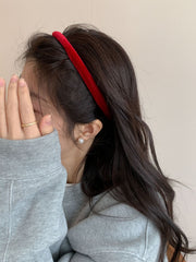 カチューシャ ベロア調 レディース 女性用 ヘアアクセサリー 髪飾り 前髪留め ヘアアレンジ シンプル 可愛い おしゃれ 上品 お出掛け