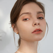 ピアス フープピアス リングピアス レディース 女性 アクセサリー 小ぶり サークル フェイクパール パール調 一粒 シンプル シルバーカラー ゴールドカラー お洒落 可愛い お出かけ 普段使い デイリー 耳飾り ファッション小物 婦人用 プレゼント ギフト