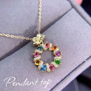 ペンダントトップ チャーム アクセサリー レディース 女性用 金色 ラインストーン 宝石風 キラキラ カラフル かわいい おしゃれ ギフト 記念日 誕生日 プレゼント 贈り物 ファッション小物 ネックレス ゴールドカラー