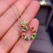 ペンダントトップ チャーム アクセサリー レディース 女性用 金色 ラインストーン 宝石風 キラキラ カラフル かわいい おしゃれ ギフト 記念日 誕生日 プレゼント 贈り物 ファッション小物 ネックレス ゴールドカラー