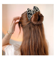 デフトバン シニヨンメーカー お団子メーカー レディース 女性 ヘアアクセサリー 髪留め まとめ髪 ヘアアレンジ くるくる 簡単 無地 花柄 ヒョウ柄 おしゃれ お団子ヘア ロングヘア