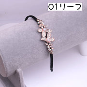 カチューシャ レディース ヘアアクセサリー 女性 ラインストーン 髪飾り ヘアアレンジ まとめ髪 髪留め ヘアバンド キラキラ 花モチーフ フェイクパール 蝶々 リーフ 王冠 クラウン 可愛い おしゃれ ファッション小物