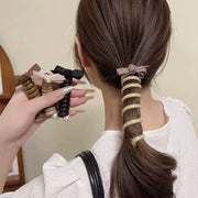 コイルポニー レディース ヘアアクセサリー スパイラルポニー リボン フェイクパール パール調 きれいめ フェミニン おしゃれ かわいい 女性 大人女子