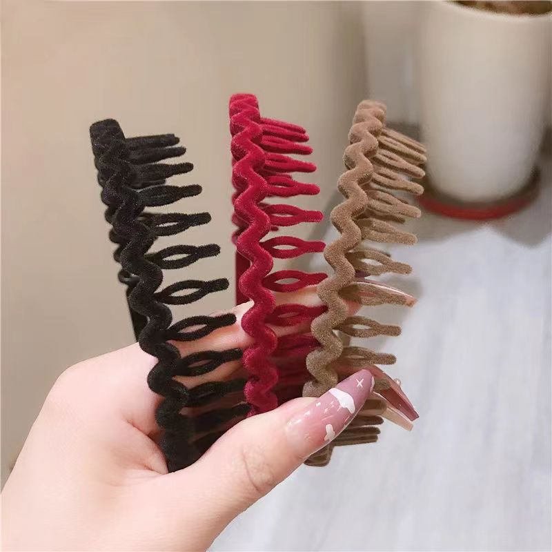 カチューシャ コーム付き レディース ヘアアクセサリー 髪飾り 前髪留め 商品画像3