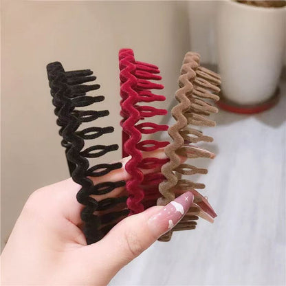 カチューシャ コーム付き レディース ヘアアクセサリー 髪飾り 前髪留め 商品画像3
