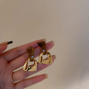 ピアス スタッドピアス レディース 女性 アクセサリー シンプル 大ぶり ゴールドカラー 上品 きれいめ お洒落 おしゃれ かわいい 普段使い お出かけ ギフト プレゼント 婦人用