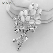ピンブローチ レディース アクセサリー ラインストーン 花束 フラワー 胸元 襟元 ワンポイント 華やか おしゃれ 女性用 婦人用 ファッション小物 入学式 卒園式 卒業式 プレゼント 誕生日 母の日 贈り物