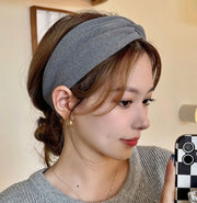ヘアバンド 幅広 ヘッドバンド ヘアターバン レディース 女性 ヘアアクセサリー 伸縮性 クロス 無地 シンプル まとめ髪 ヘアアレンジ 大人カジュアル 可愛い お洒落 ファッション小物 婦人