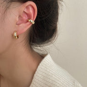 イヤーカフ スタッドピアス 1ペア 1対 イヤリング イヤークリップ レディース 女性 アクセサリー 耳飾り リング シンプル ゴールドカラー シルバーカラー お洒落 大人可愛い お出かけ 普段使い デイリー プレゼント ギフト ファッション小物