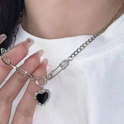 ネックレス レディース アクセサリー ハート ブラック 黒 ラインストーン キラキラ チェーン かっこいい シルバーカラー おしゃれ ギフト プレゼント