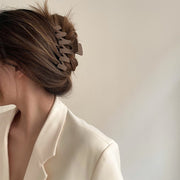 バンスクリップ ヘアクリップ 髪留め レディース 女性 ヘアアクセサリー ファッション雑貨 幅広 横長 無地 ブラック ブラウン グレー シンプル フェミニン ガーリー 可愛い キュート おしゃれ シック