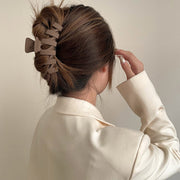 バンスクリップ ヘアクリップ 髪留め レディース 女性 ヘアアクセサリー ファッション雑貨 幅広 横長 無地 ブラック ブラウン グレー シンプル フェミニン ガーリー 可愛い キュート おしゃれ シック