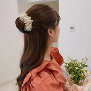 シニヨンメーカー お団子メーカー 髪留め レディース 女性 ヘアアクセサリー ファッション雑貨 お花 フラワー オフホワイト ピンク ブルー グレー シンプル カジュアル フェミニン ガーリー 可愛い キュート おしゃれ
