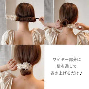 シニヨンメーカー お団子メーカー 髪留め レディース 女性 ヘアアクセサリー ファッション雑貨 お花 フラワー オフホワイト ピンク ブルー グレー シンプル カジュアル フェミニン ガーリー 可愛い キュート おしゃれ