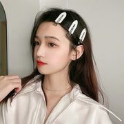 ヘアクリップ 4個セット ヘアピン ヘアアクセサリー レディース 女性 髪飾り 髪留め 跡がつかない 前髪 サイド髪 横髪 ヘアアレンジ ラメ入り キラキラ 無地 かわいい キュート ガーリー 黒 白 ピンク 黄 青 透明 クリア 紫