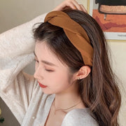 カチューシャ 幅広 レディース 女性用 ヘアアクセサリー 髪飾り 髪留め ヘアアレンジ 編み込み ツイスト ワイド 太め ボリューム 可愛い おしゃれ カジュアル お出掛け
