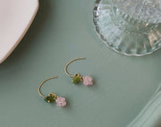 フックピアス アクセサリー レディース 女性用 フラワー 花 垂れる 半透明 チャーム 透け感 おしゃれ かわいい エレガント フェミニン お出かけ カジュアル デイリー 普段使い 婦人用 ファッション小物