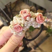 ヘアゴム ヘアアクセサリー レディース 女性用 フェイクパール パール調 お花 ローズ 髪ゴム 単品 髪飾り 髪留め ポニーテール ヘアアレンジ かわいい おしゃれ 華やか 上品 デイリー お出かけ 普段使い プレゼント ピンク
