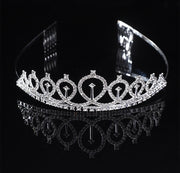 ティアラ キッズ 子供用 女の子 王冠 キラキラ ハート ラインストーン シルバーカラー ゴールドカラー ヘアアクセサリー 飾り お姫様 プリンセス コスプレ 記念撮影 誕生日 パーティー イベント