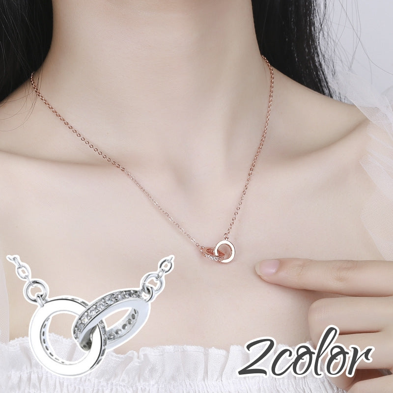 ネックレス ダブルリング アクセサリー レディース 女性用 ラインストーン シルバーカラー ローズゴールド 円形 かわいい おしゃれ ギフト 記念日 誕生日 プレゼント 贈り物 デート 女子会 パーティー お呼ばれ ファッション小物 婦人用 女の子 銀色