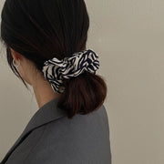 シュシュ 5個セット ヘアゴム 髪ゴム レディース 女性 ヘアアクセサリー 髪飾り まとめ髪 ヘアアレンジ レオパード ヒョウ柄 アニマル柄 ドット柄 ゼブラ柄 おしゃれ かわいい カジュアル ファッション小物