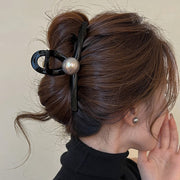 バンスクリップ ヘアクリップ レディース ヘアアクセサリー 髪留め フェイクパール パール風 おしゃれ かわいい 可愛い シンプル 上品 きれいめ グレー 白