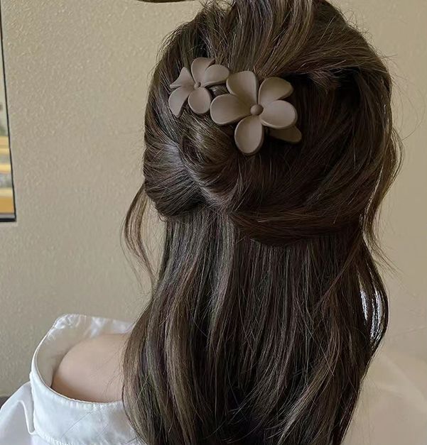 ヘアクリップ レディース 女性 ヘアアクセサリー 髪飾り まとめ髪 商品画像2