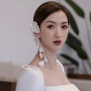 ヘッドコサージュ 2個セット ヘアアクセサリー ヘッドドレス ブライダル 髪飾り レディース 女性 フェイクパール お花 フラワーモチーフ 上品 華やか 高見え 存在感 エレガント 大人可愛い フォーマル 結婚式 お呼ばれ パーティー かわいい おしゃれ