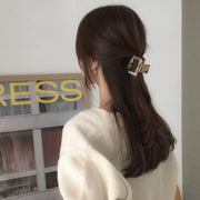 ヘアクリップ バンスクリップ 髪留め レディース 女性用 ヘアアクセサリー 髪飾り ヘアアレンジ スクエア 長方形 クリア べっ甲柄 マーブル エレガント おしゃれ かわいい シンプル デイリー 普段使い お出かけ 通勤 通学 オフィスファッション