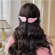 ヘアクリップ 1ペア 2個入り レディース ヘアアクセサリー くちばしクリップ 天使の羽 天使 エンジェル 羽 はね かわいい おしゃれ 個性的 ユニーク 大人女子 女子 女性