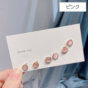 スタッドピアス 3点セット 3ペア アクセサリー レディース 両耳用 小粒 小さめ 一粒ピアス シンプル ラウンド ハート スクエア おしゃれ かわいい お出掛け カジュアル デイリー デート ギフト 普段使い 定番 ベーシック 重ね付け 女性用 婦人用