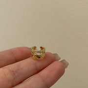 イヤーカフ 片耳用 単品 二連 重ね付け風 イヤカフ ノンホール イヤークリップ レディース 女性 アクセサリー リング ラインストーン キラキラ お洒落 耳飾り ファッション小物