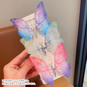 ヘアクリップ 髪留め 同色2個セット キッズ 子ども 子供 女の子 ヘアアクセサリー ファッション雑貨 ちょうちょ 蝶 バタフライ ワニクリップ くちばしクリップ フェイクパール 合金 ブルー パープル ゴールドカラー シルバーカラー 華やか かわいい キュート おしゃれ 盛装 イベント 誕生日 バースデイ パーティ