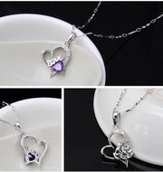 ペンダントトップ ペンダントヘッド ネックレスチャーム レディース 女性 アクセサリー ラインストーン ハート 文字入り LOVE ジュエリー ファッション小物 おしゃれ シンプル きらきら かわいい 上品 きれいめ ギフト プレゼント 記念日 お祝い 結婚式 パーティ フォーマル 銀色 紫