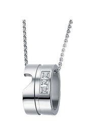 ペンダントトップ ペンダントヘッド ネックレスチャーム ペアネックレス お揃い レディース メンズ 女性 男性 アクセサリー リング ラインストーン 輪っか ファッション小物 おしゃれ シンプル きらきら カップル 夫婦 ドッキング ハート ギフト プレゼント 記念日 お祝い 銀色
