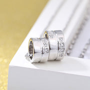 ペンダントトップ ペンダントヘッド ネックレスチャーム ペアネックレス お揃い レディース メンズ 女性 男性 アクセサリー リング ラインストーン 輪っか ファッション小物 おしゃれ シンプル きらきら カップル 夫婦 ドッキング ハート ギフト プレゼント 記念日 お祝い 銀色