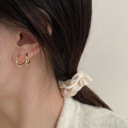 フープピアス リングピアス 1ペア レディース 女性用 ひねり ねじり シンプル おしゃれ 可愛い お出かけ ギフト プレゼント 普段使い デイリー 大人上品 婦人用
