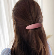 バレッタ 髪留め レディース 女性 ヘアアクセサリー ファッション雑貨 楕円形 オーバル型 無地 ブラック カーキ ピンク シンプル シック フェミニン 可愛い キュート おしゃれ フォーマル