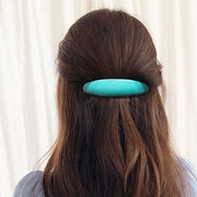バレッタ 髪留め レディース 女性 ヘアアクセサリー ファッション雑貨 楕円形 オーバル型 無地 ブラック カーキ ピンク シンプル シック フェミニン 可愛い キュート おしゃれ フォーマル