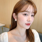 ピアス イヤリング レディース 女性 アクセサリー ジュエリー 花 フラワー モチーフ 両耳 かわいい おしゃれ カジュアル クリップ プレゼント ギフト