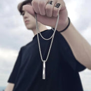 ネックレス ペンダント メンズ アクセサリー スティック バー ひねり 男性用 おしゃれ カッコいい かっこいい 首飾り シンプル スタイリッシュ チェーン ギフト プレゼント 贈り物 カジュアル デイリー 普段使い レディース ユニセックス 男女兼用
