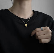 ネックレス ペンダント レディース チェーン アクセサリー 数字 ナンバー プレート タグ スネークチェーン 重ね付け おしゃれ お洒落 普段使い デイリー 大人 女性 婦人 彼女 妻 友達 プレゼント ギフト 贈り物 誕生日 記念日 母の日 敬老の日 クリスマス ホワイトデー