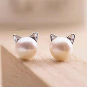 スタッドピアス レディース アクセサリー フェイクパール 猫 ネコ ねこ 小さめ 小ぶり おしゃれ かわいい 耳飾り シンプル ギフト プレゼント 贈り物 キャット 女性用 婦人用