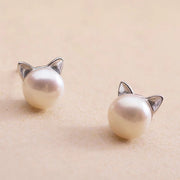 スタッドピアス レディース アクセサリー フェイクパール 猫 ネコ ねこ 小さめ 小ぶり おしゃれ かわいい 耳飾り シンプル ギフト プレゼント 贈り物 キャット 女性用 婦人用