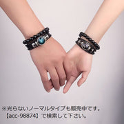レザーブレスレット 合皮 男女兼用 メンズ レディース アクセサリー 腕輪 12星座 光る 蓄光 チャーム 編み込み 3連 紐 夜光 ひも 重ね付け風 アジャスター付き サイズ調整 長さ調節可能 円形 ラウンド型 デイリー 普段使い おしゃれ カジュアル 男性 女性 彼氏 彼女 夫 妻 友達 カップル 夫婦 お揃い プレゼント ギフト 贈り物 誕生日 記念日 父の日 母の日