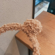 カチューシャ ヘアバンド ヘッドアクセサリー レディース ヘアアクセサリー 耳付き クマ耳 もこもこ ふわふわ ボア やわらか 無地 髪飾り 大人可愛い かわいい キュート ヘアアレンジ おしゃれ カジュアル 婦人 女性 普段使い 女性 ピンク イエロー グリーン グレー ブラウン 茶