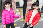 中綿ジャケット ジャンパー 子供服 長袖 キッズ 防寒 暖かい 秋冬 フード付き ジップアップパーカー 無地 シンプル アウター 上着 ポケット ブラック ネイビー ピンク ブルー カジュアル ストリート系 普段着 着回し 合わせやすい ジュニア ベビー 男の子 女の子 男児 女児 子ども こども 幼児 春 外出 90 100 110 120 130 140 150 160cm